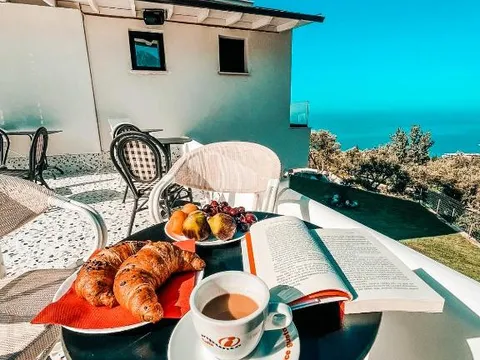 Colazione al Gogo's Boutique Hotel a Dhërmi