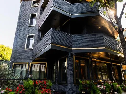 Budynek La Suite Boutique Hotel w Tiranie