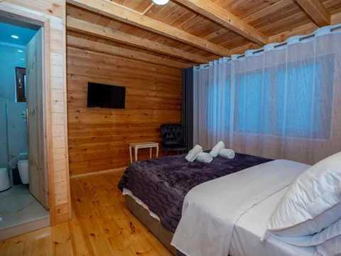Camera di villa prelatheth a Theth