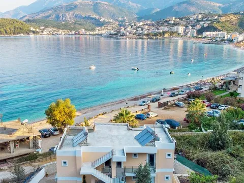 Spiaggia nei pressi di Seaside Hotel Himare, Himara