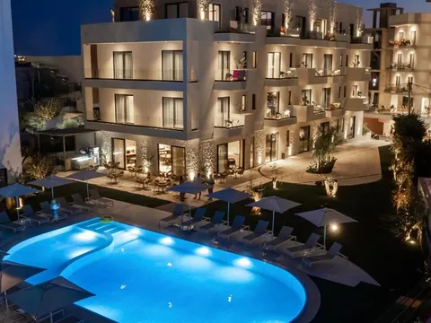 Exterior of Sondor Hotel in Ksamil