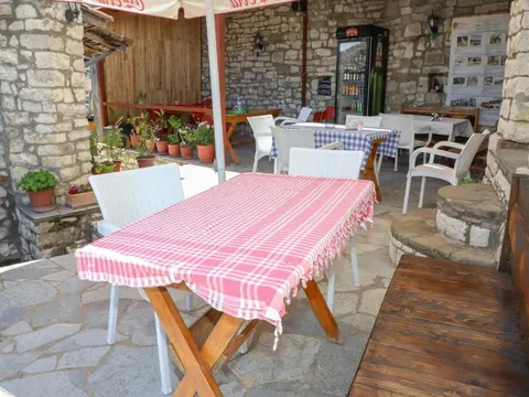 Terrasse im Guest House Vasili in Berat